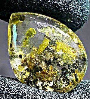 44.4㍉水晶鉱豊富& 太陽発射ルチルクォーツ　タイチンルチルクォーツ共生　開運 上質EU製☆ROBEAN☆定価135万円☆天然タイチンルチルクォーツ太金針