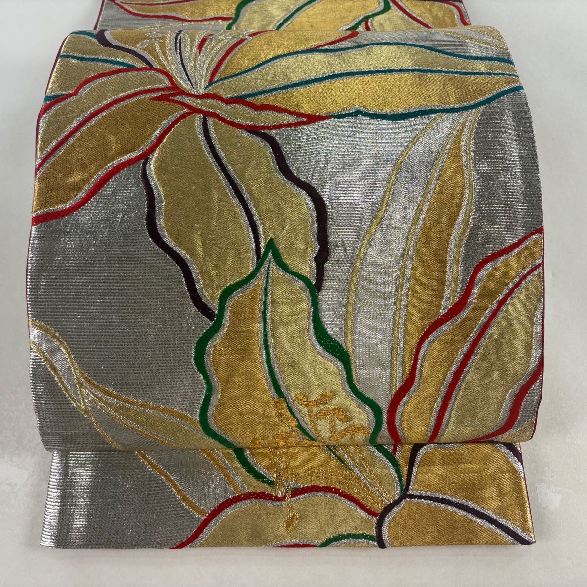 美品】 袋帯 名品 草野一騎 落款 振袖向き 花 金銀糸 箔 銀色 六通