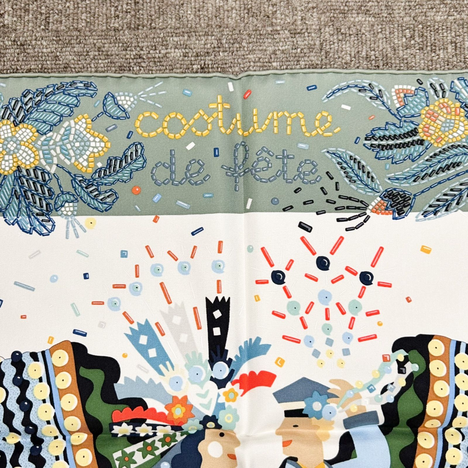 HERMES カレ90 コスチューム・ド・フェット　新品 エレガント】HERMES《コスチューム・ド・フェット》カレ 90 (HERMES