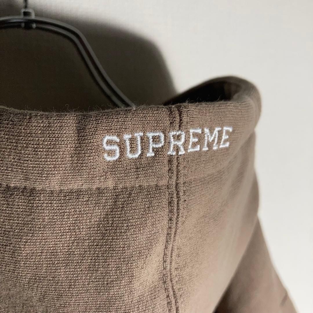 極美品】SUPREME プルオーバーパーカー Sロゴ 裏起毛 茶 M - メルカリ