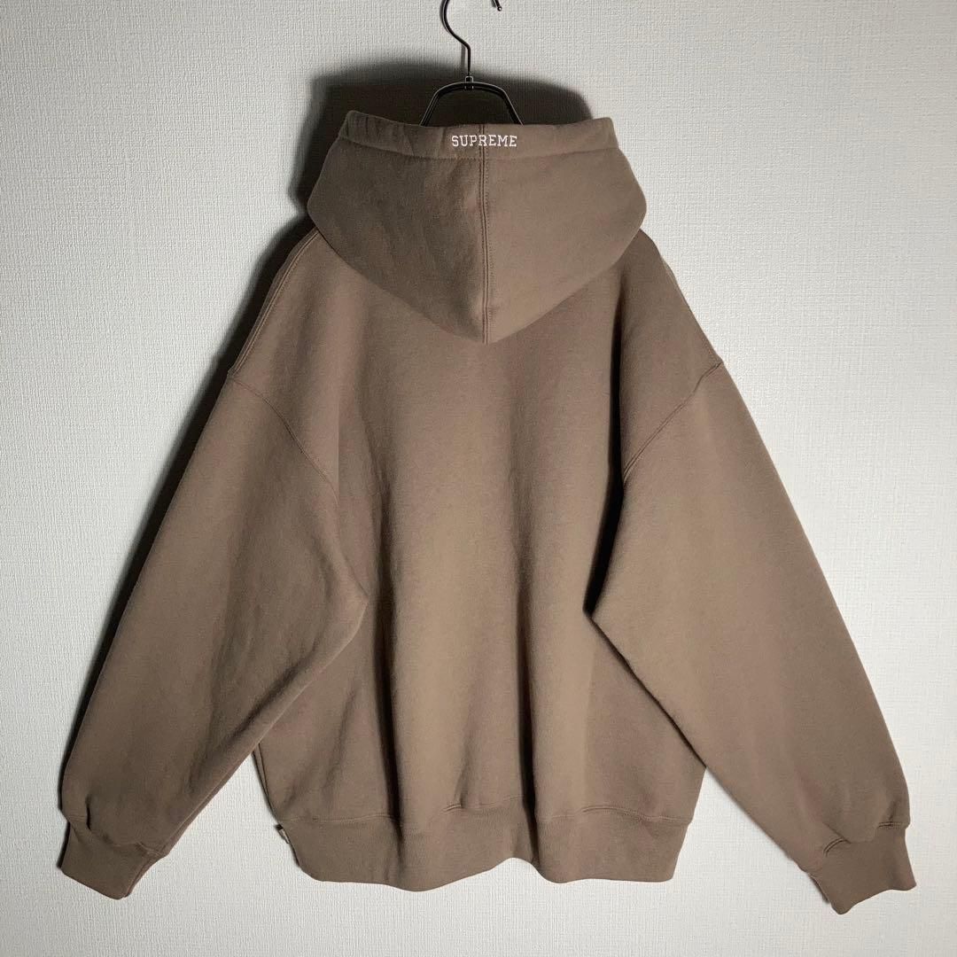 極美品】SUPREME プルオーバーパーカー Sロゴ 裏起毛 茶 M - メルカリ