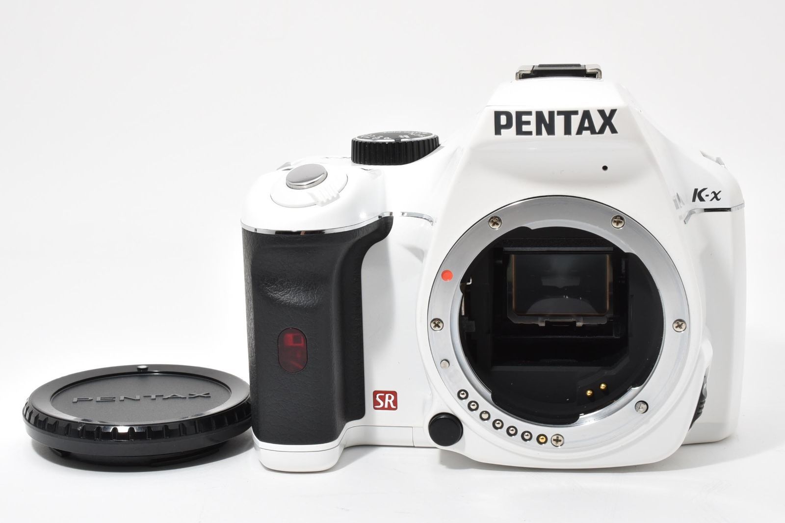 ☆美品☆ペンタックス PENTAX K-X ボディ ホワイト 《ショット数 