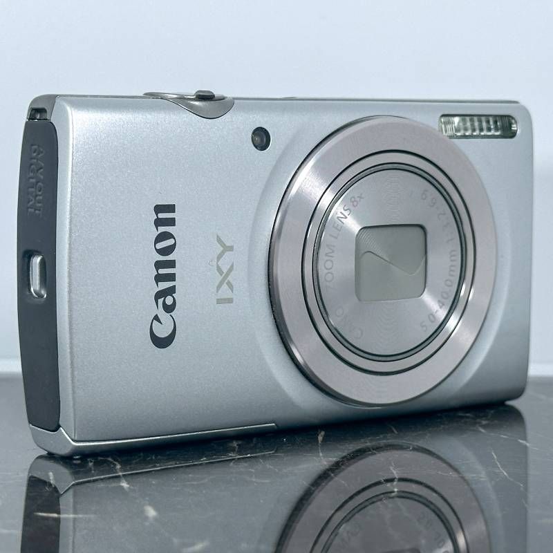 美品】Canon IXY 200 シルバー 2000万画素 光学8倍ズーム コンパクト