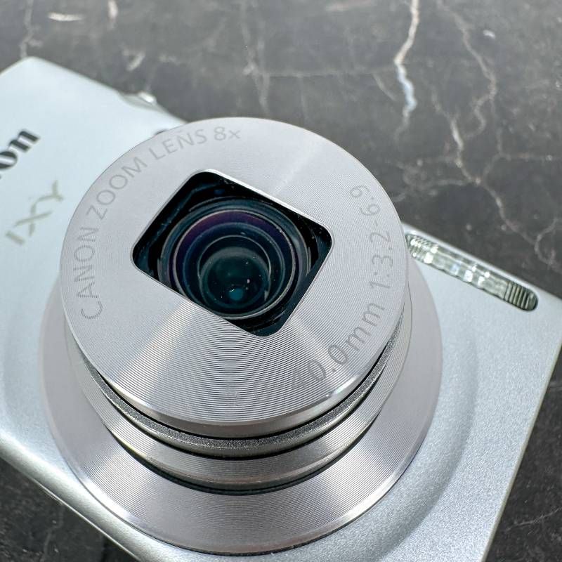 美品】Canon IXY 200 シルバー 2000万画素 光学8倍ズーム コンパクト