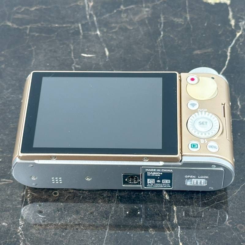 美品】CASIO EXILIM EX-ZR1800 ゴールド 1610万画素 光学18倍ズーム