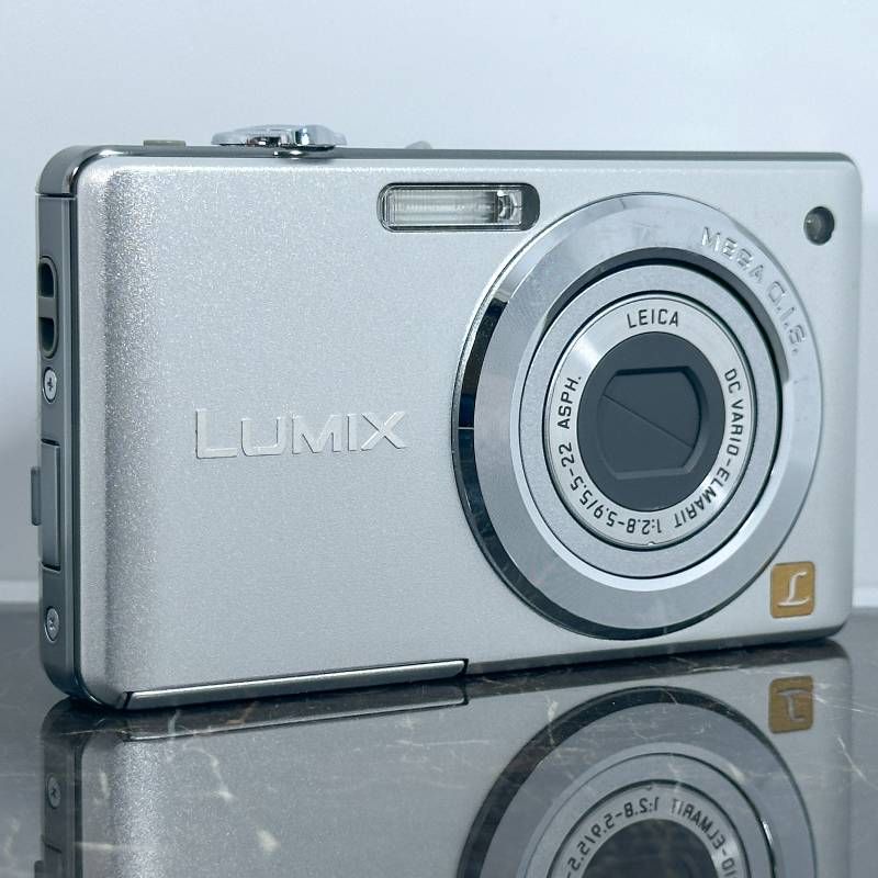 Panasonic LUMIX DMC-FS6 シルバー 1010万画素 超薄型21.2mm 光学4倍