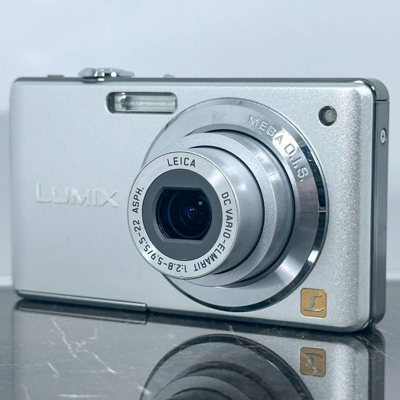 Panasonic LUMIX DMC-FS6 シルバー 1010万画素 超薄型21.2mm 光学4倍