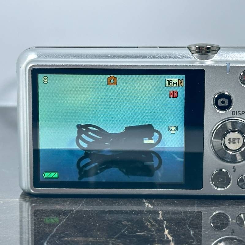 美品】CASIO EXILIM EX-ZS27 シルバー 1610万画素 光学6倍ズーム