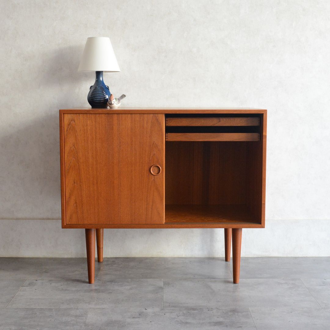 デンマーク 北欧ヴィンテージ チーク 抽斗付キャビネット 北欧家具 サイドボード デンマーク 北欧ヴィンテージ チークキャビネット 抽斗付 北欧家具