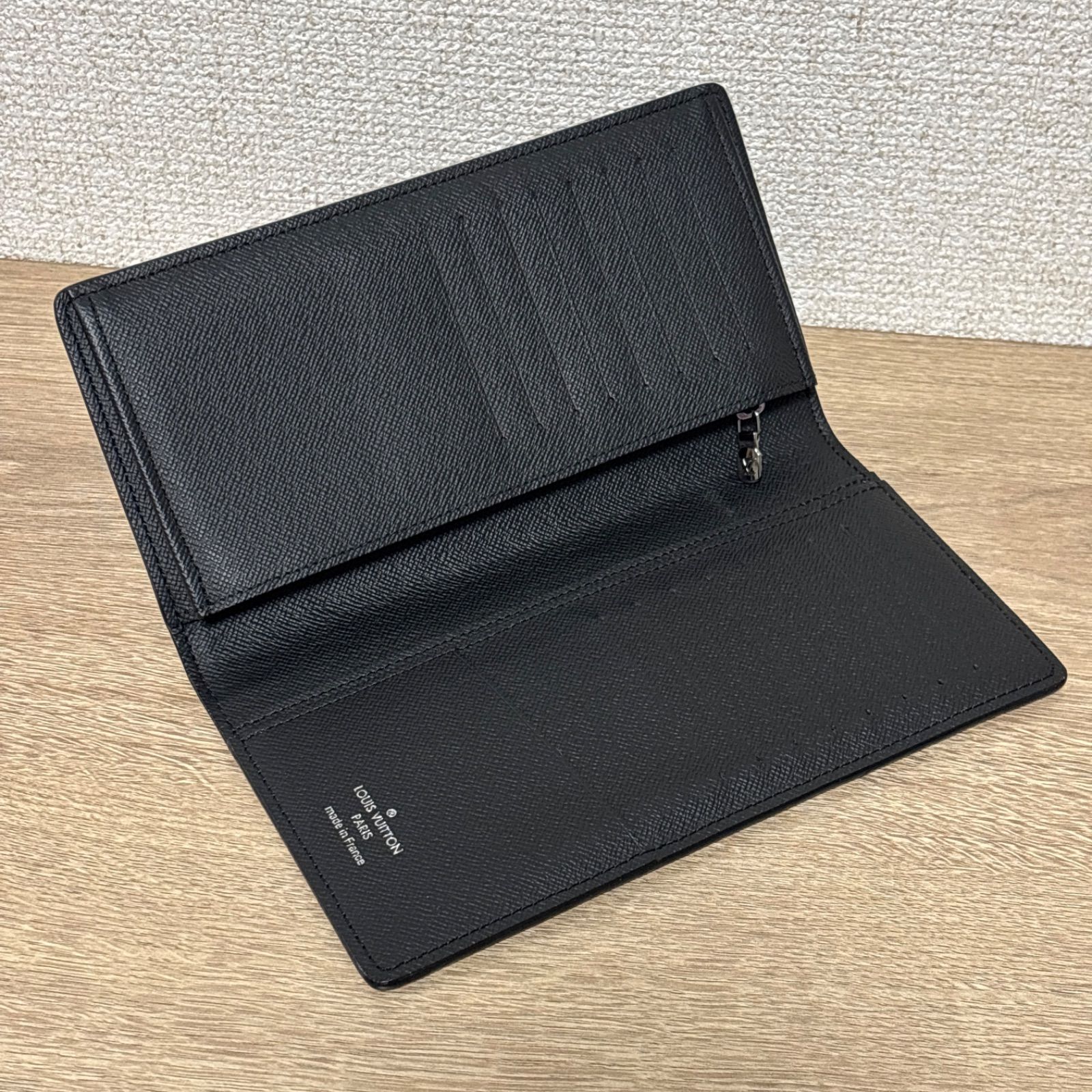 LOUIS VUITTON ルイヴィトン モノグラム エクリプス 長財布 二つ折り