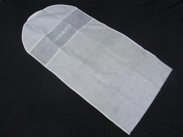 □極美品□ CHANEL シャネル 不織布 ガーメントカバー ガーメント