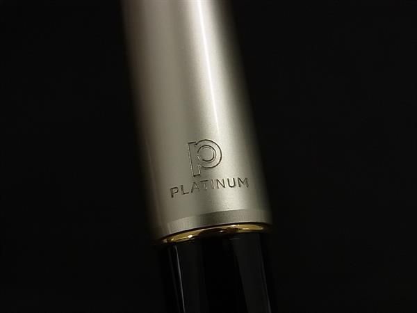 ■美品■ PLATINUM プラチナ 万年筆 筆記用具 文房具 ステーショナリー レディース メンズ シルバー系&times;ブラック系 DL1044