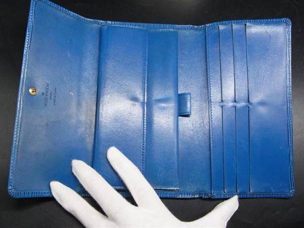 LOUIS VUITTON ルイヴィトン M63385 エピ ポルトトレゾール