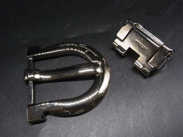 □美品□ Salvatore Ferragamo フェラガモ ガンチーニ ベルトバックル