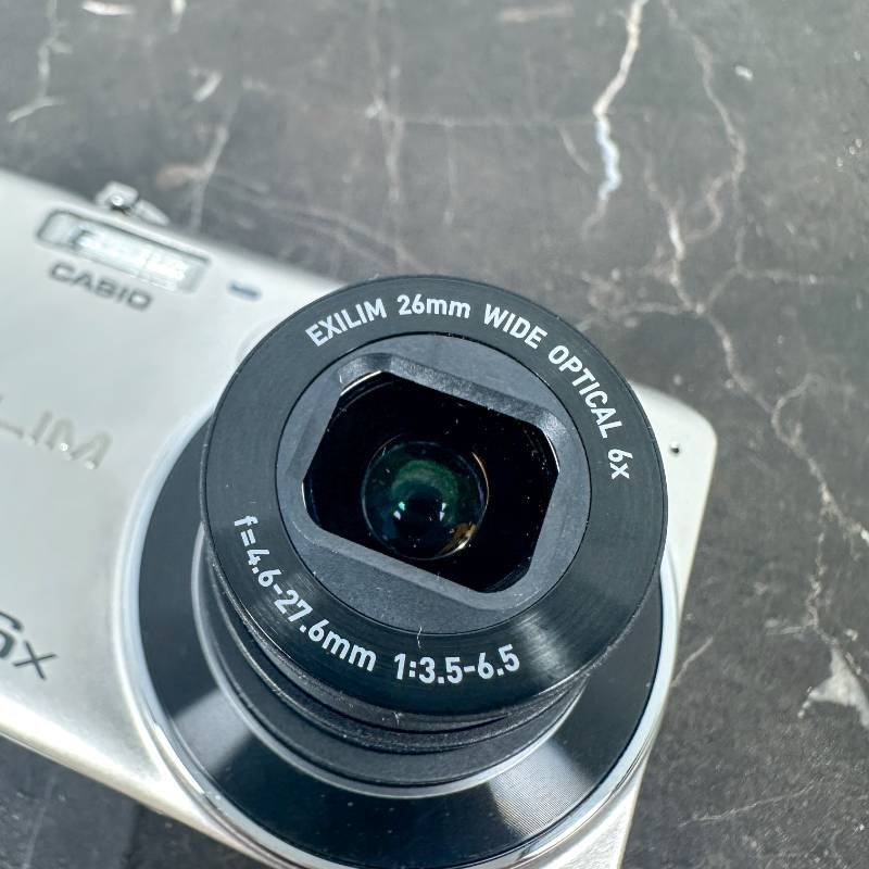 美品】CASIO EXILIM EX-ZS35 2010万画素 CCD 光学6倍ズーム プレミアム