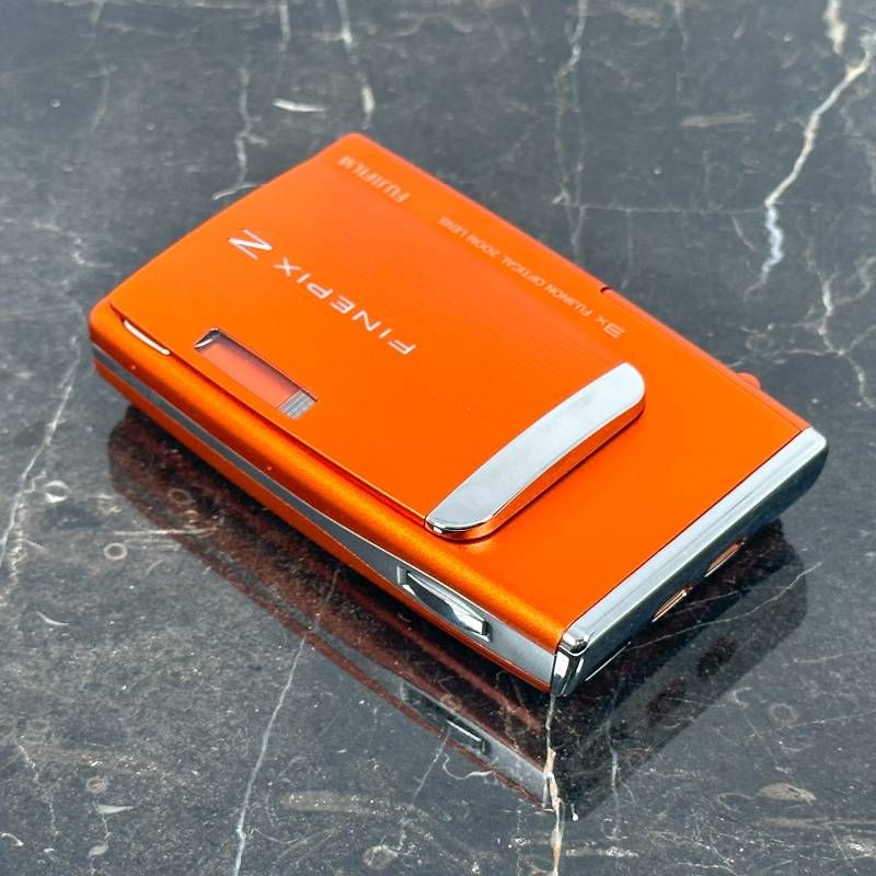 美品】FUJIFILM 富士フイルム FinePix Z10fd オレンジ Super CCD 610万