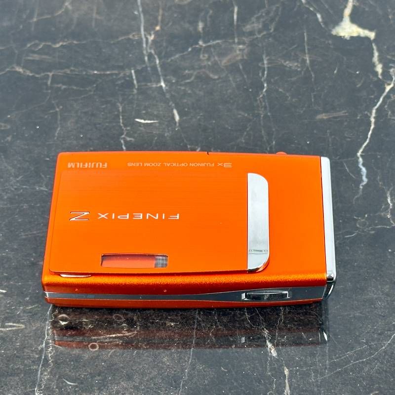 美品】FUJIFILM 富士フイルム FinePix Z10fd オレンジ Super CCD 610万