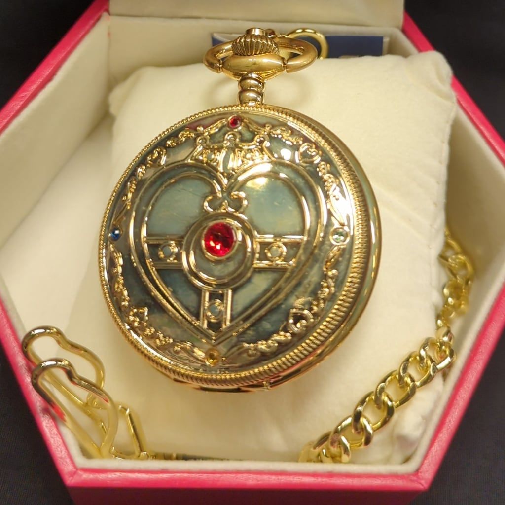 USJ コズミックハートコンパクト　チャームウォッチ USJ コズミックハートコンパクト チャームウォッチ｜Yahoo!フリマ（旧