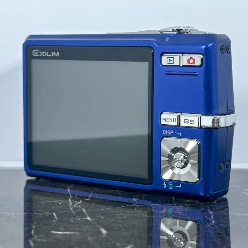 CASIO EXILIM EX-Z500 ブルー CCD 500万画素 薄型 軽量 コンパクト