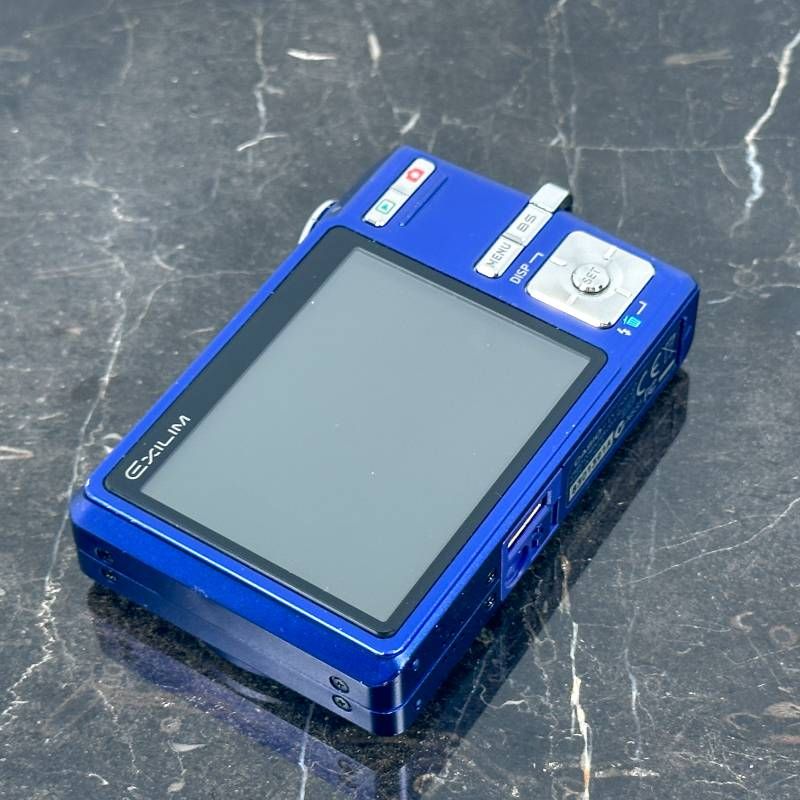 CASIO EXILIM EX-Z500 ブルー CCD 500万画素 薄型 軽量 コンパクト