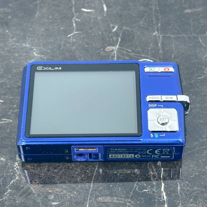 CASIO EXILIM EX-Z500 ブルー CCD 500万画素 薄型 軽量 コンパクト