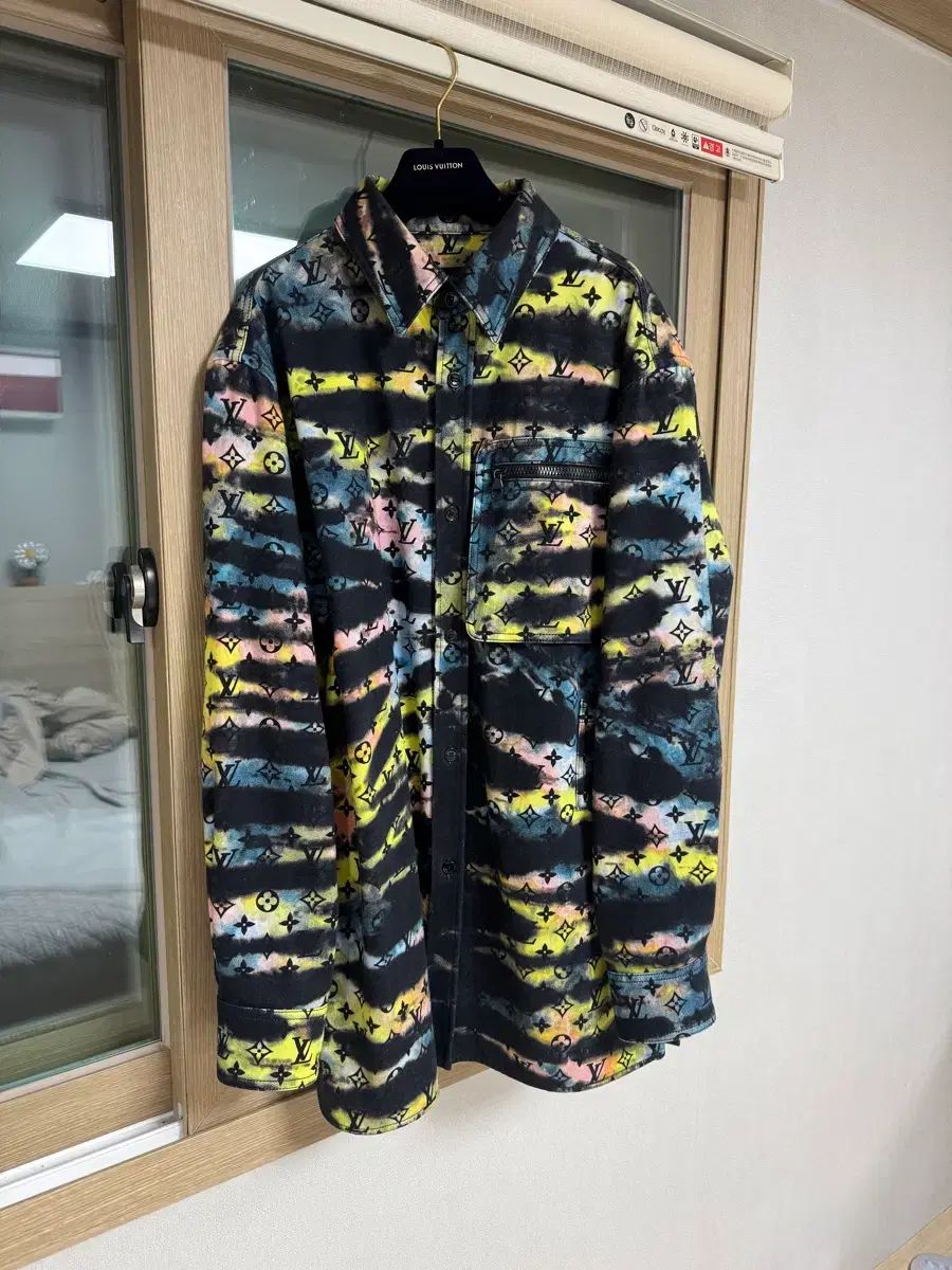 Louis Vuitton タイダイ モノグラム デニム ジャケット Lサイズ - メルカリ