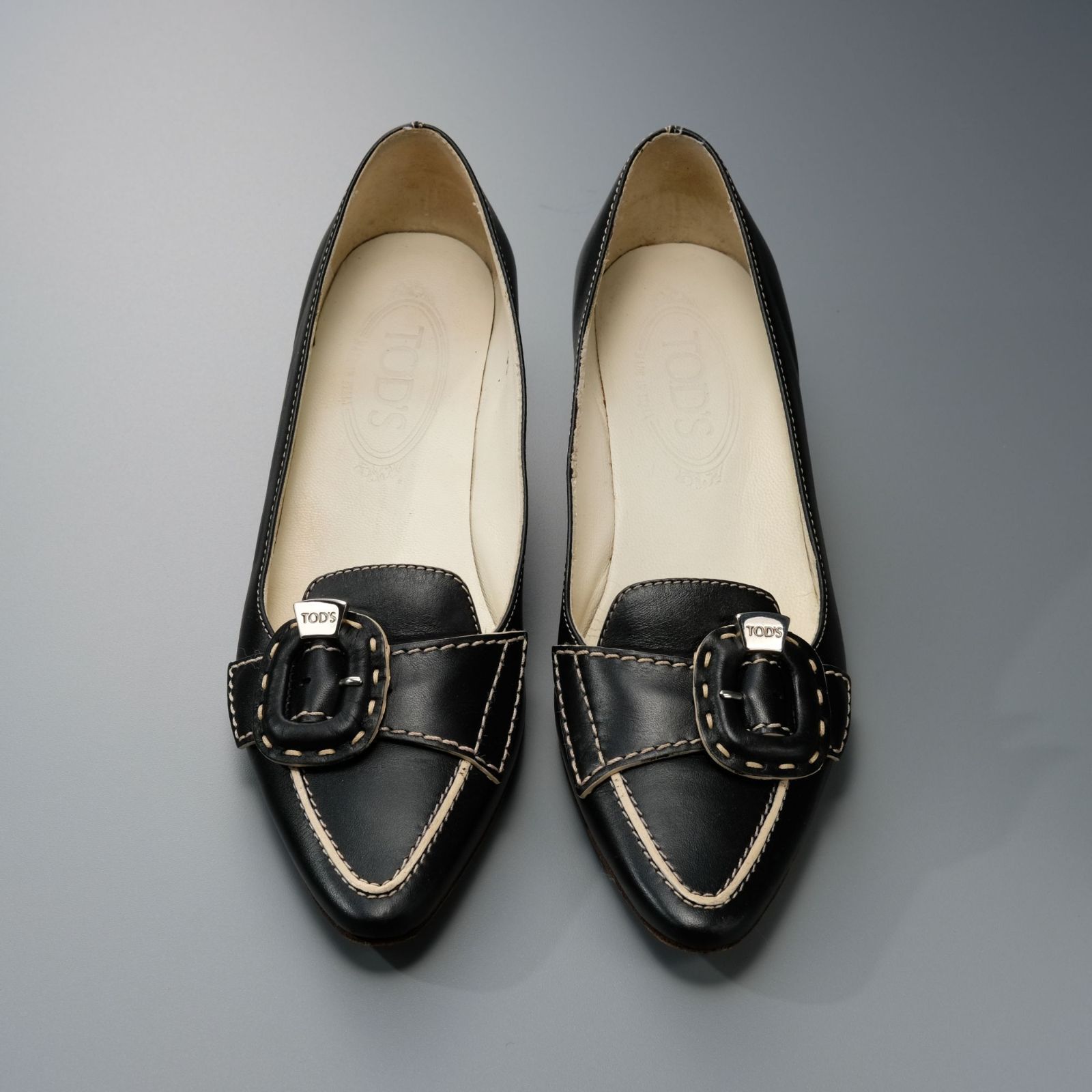 大人気モデル】トッズ TOD'S パンプス ステッチ ローヒール ポイン