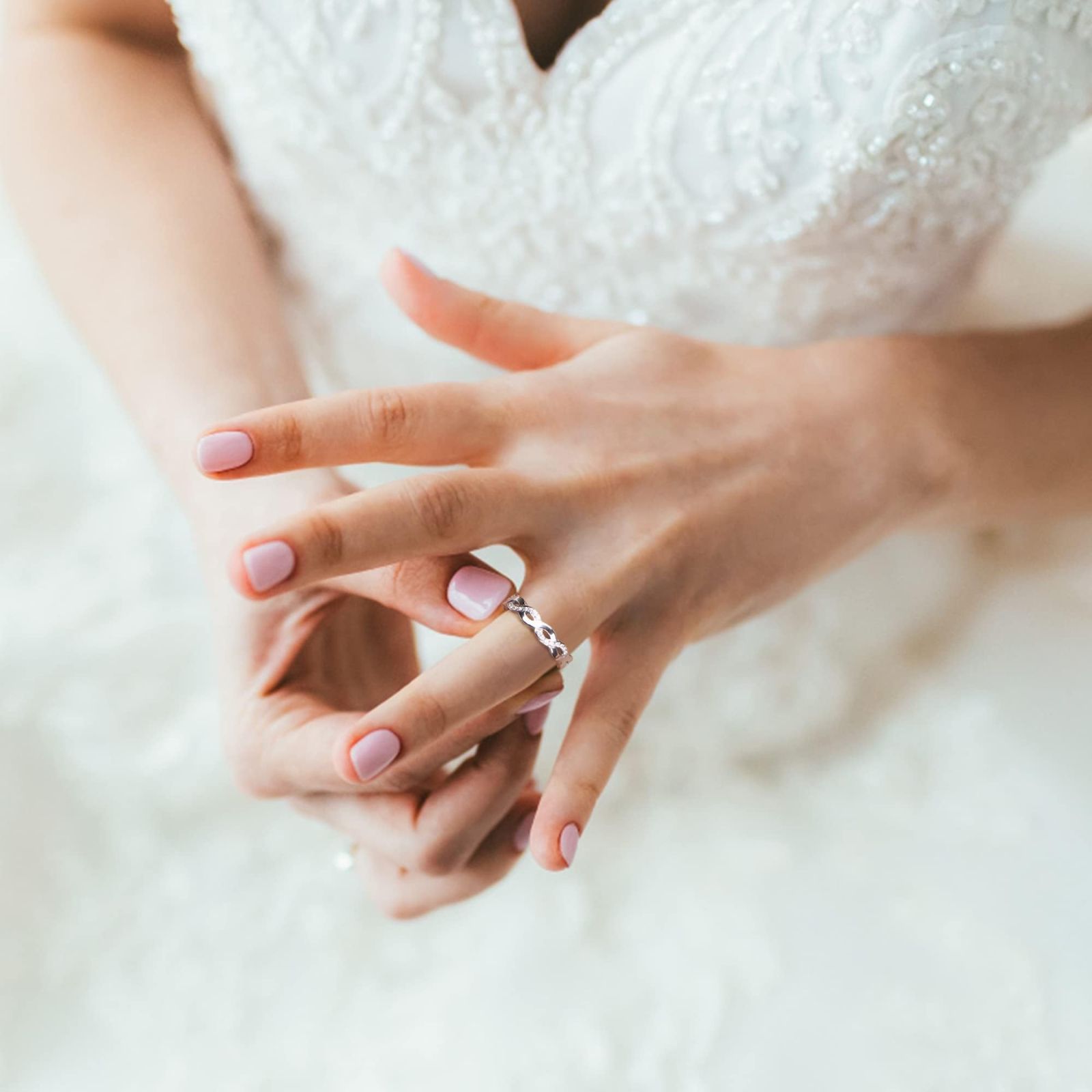 新着商品】親指リング エタニティバンド シンプルなハートの結婚指輪を