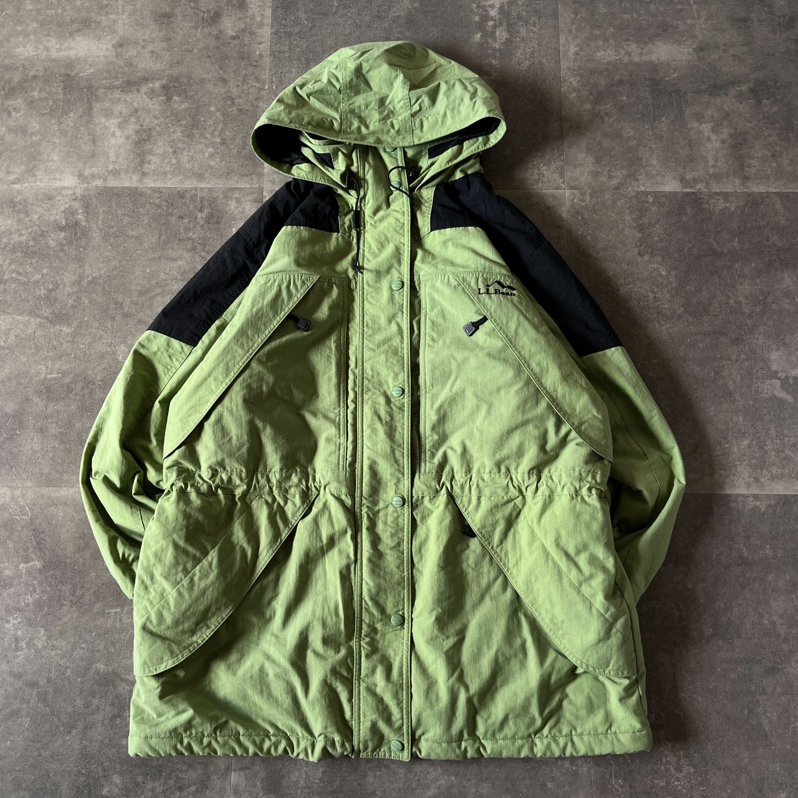 エルエルビーン マウンテンパーカー ナイロンジャケット 刺繍ロゴ XL 緑 00s L.L.Bean マウンテンパーカー 刺繍ロゴ 緑 2XL A450 - メルカリ