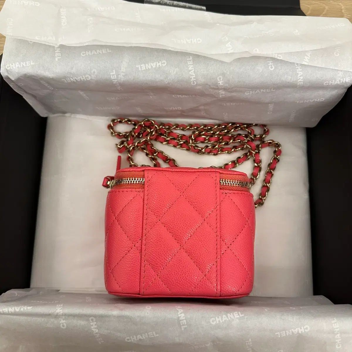 シャネル キャビア ヴァニティバッグ スクエア ピンク - メルカリ