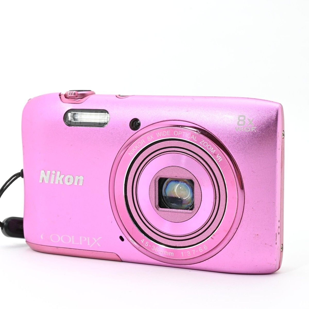 1088＜並品＞ Nikon デジタルカメラ COOLPIX S3600 8倍ズーム 2005万
