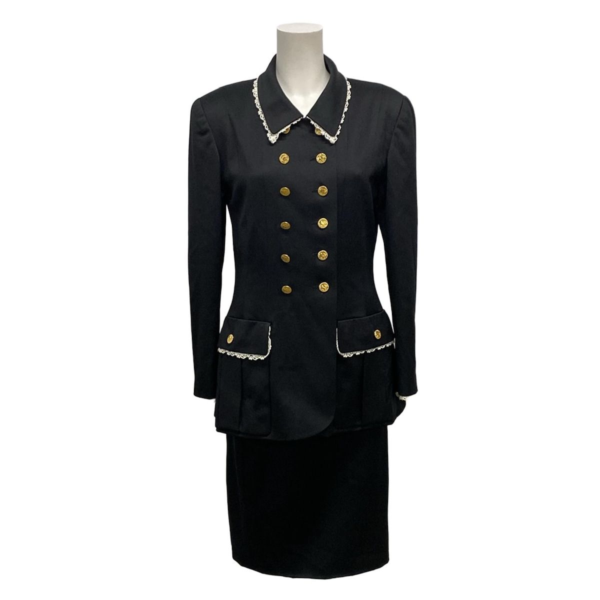 CHANEL シャネル　スーツ　サイズ36 細身　美品 CHANEL(シャネル) スカートスーツ サイズ36 S レディース - 20665 黒