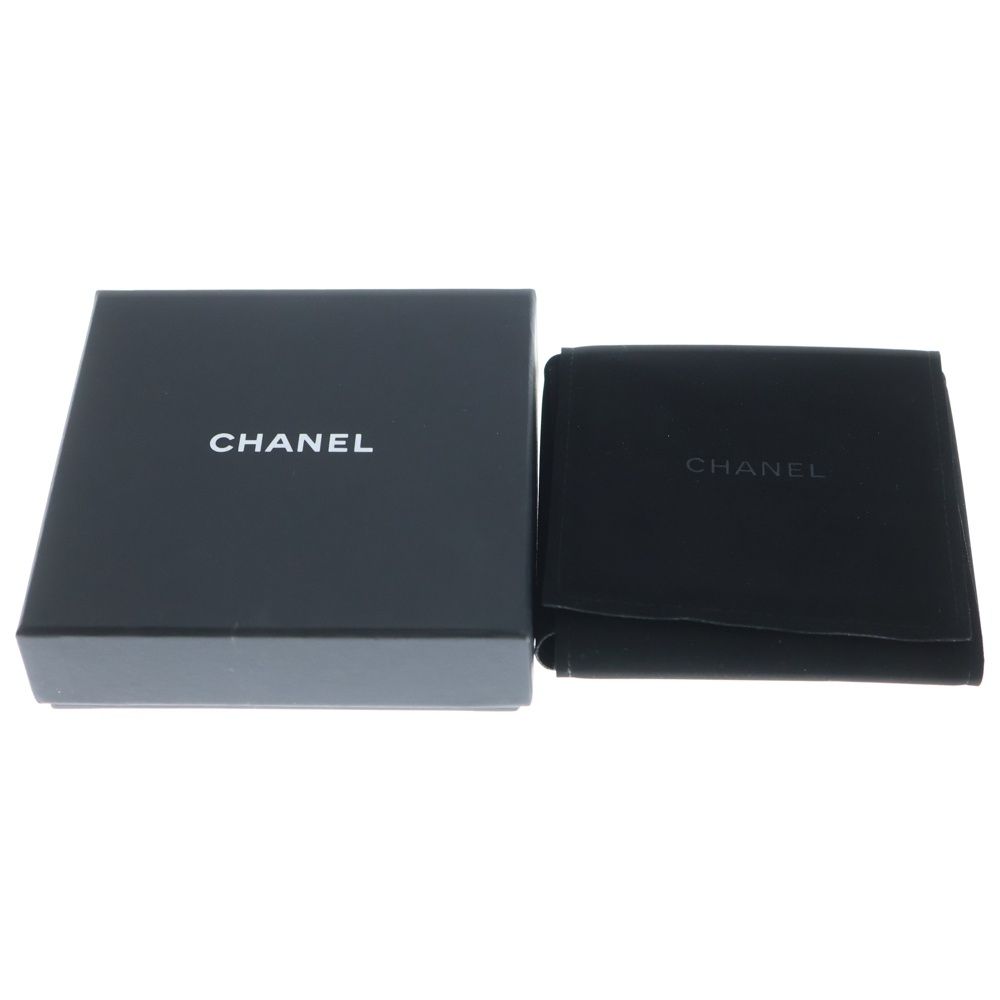 最終値下げ CHANEL ブラック ヘアバンド ゴールドロゴ 最終値下げ CHANEL ブラック ヘアバンド ゴールドロゴ