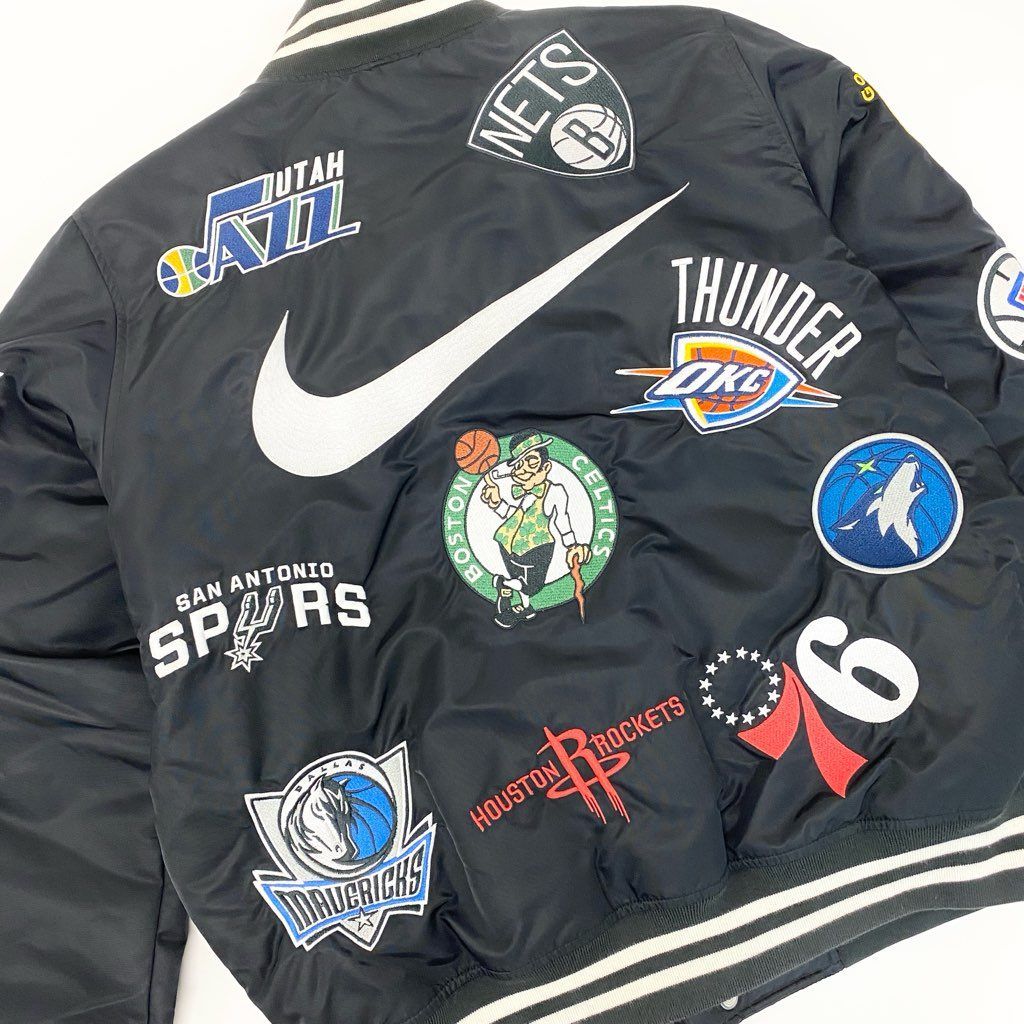 13l27 NIKE Supreme ナイキ × シュプリーム NBA Teams Warm-Up Jaket