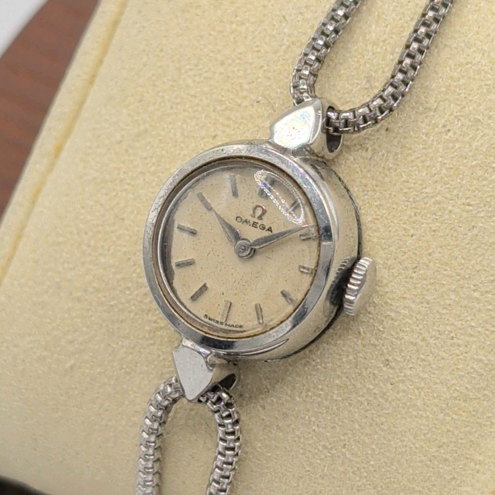 OMEGA DE VILLE Watch Hand-Winding Ladies Round Silver Y2K 00S