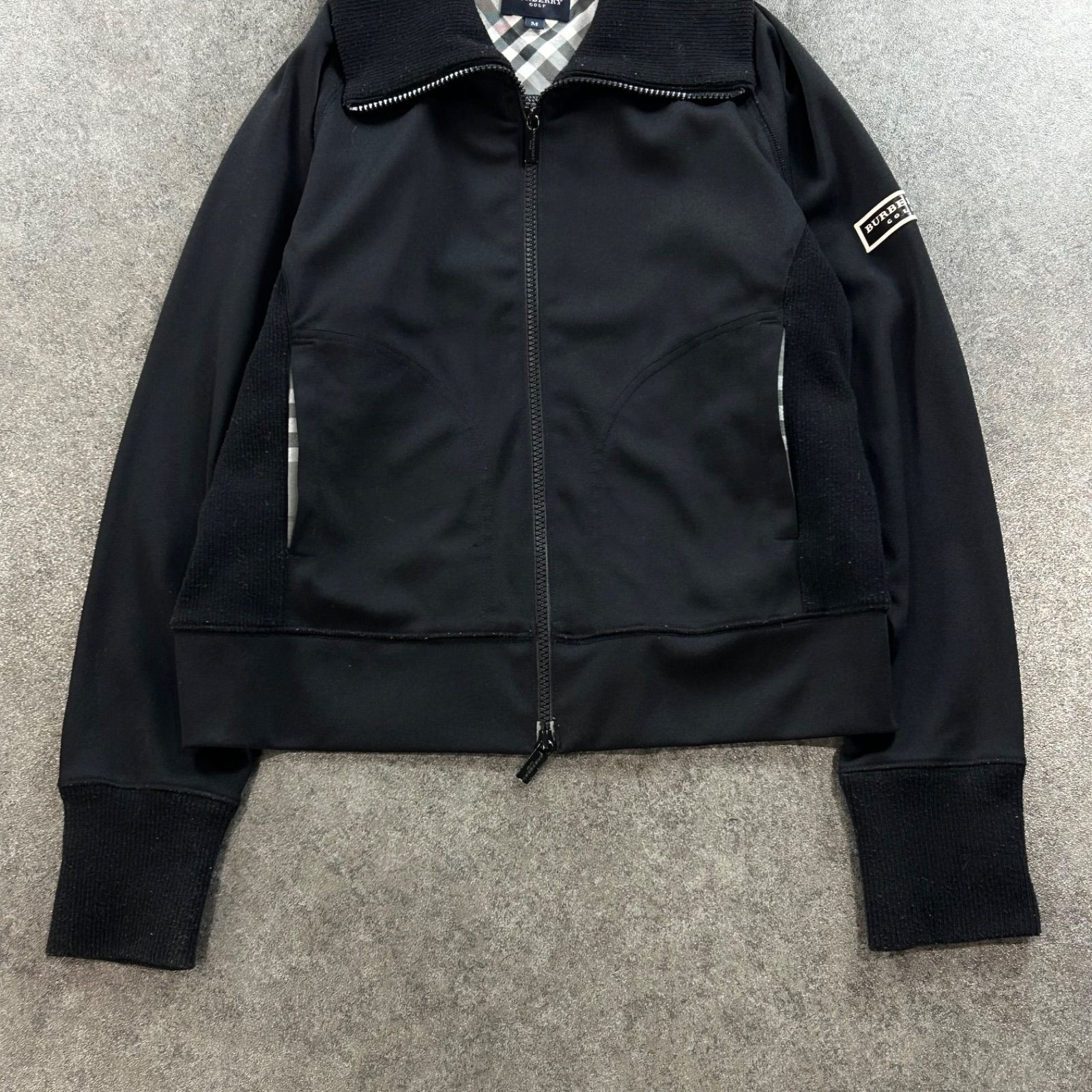 BURBERRY GOLF レディースブラックジャケット L3連休限定値下げ‼️ BURBERRY GOLF レディースブラックジャケット L3連休限定値下げ‼️