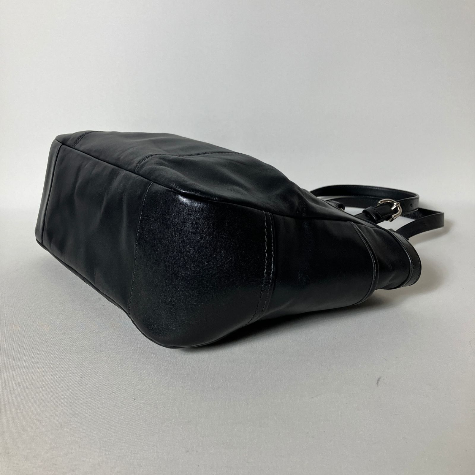 2512-234｜美品｜コーチ ハンドバッグ レザー ブラック 【公式通販】