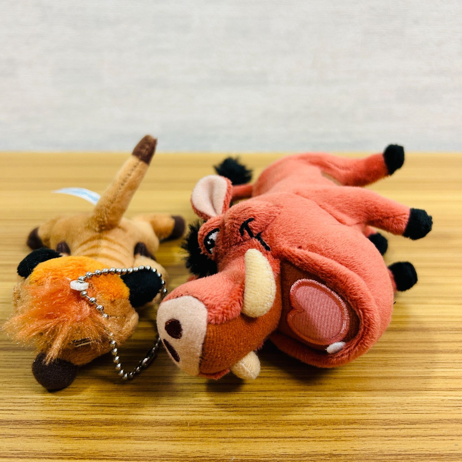 美品】ディズニー ライオンキング ぬいぐるみ チャーム ティモン