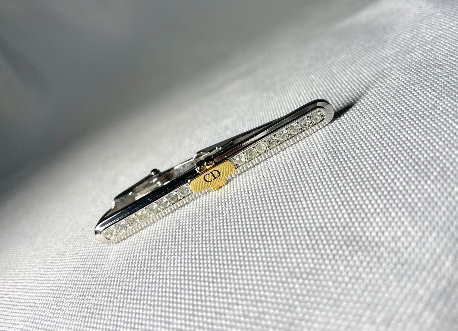 美品 希少 Dior ディオール CDロゴ ラインストーン装飾 ゴールド