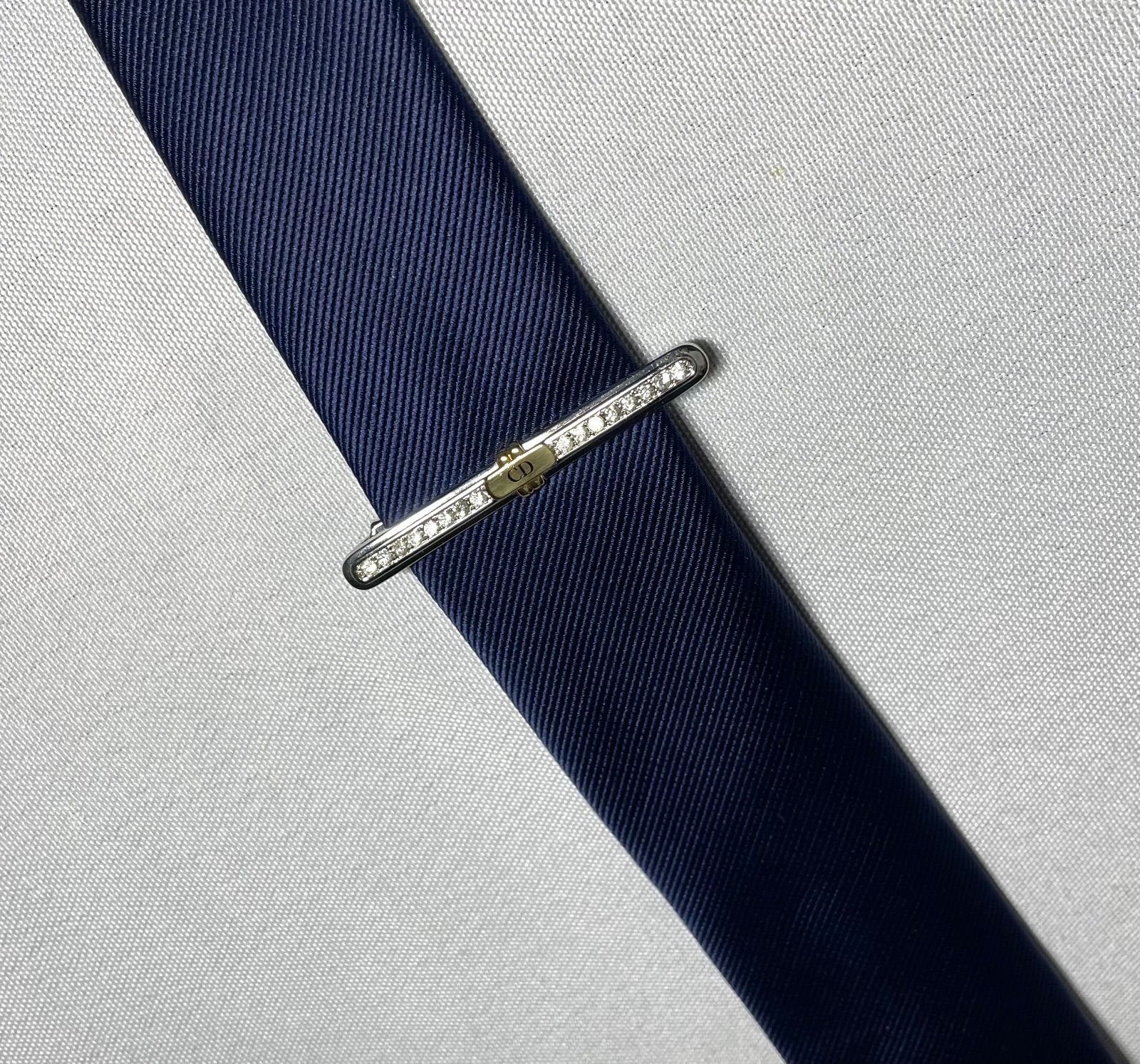 美品 希少 Dior ディオール CDロゴ ラインストーン装飾 ゴールド