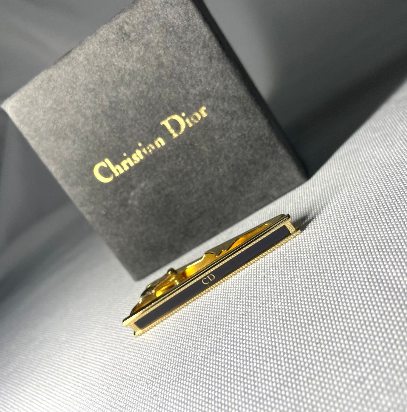 Dior ディオール CDロゴ ゴールドメタリック＆艶消しブラック ネクタイ