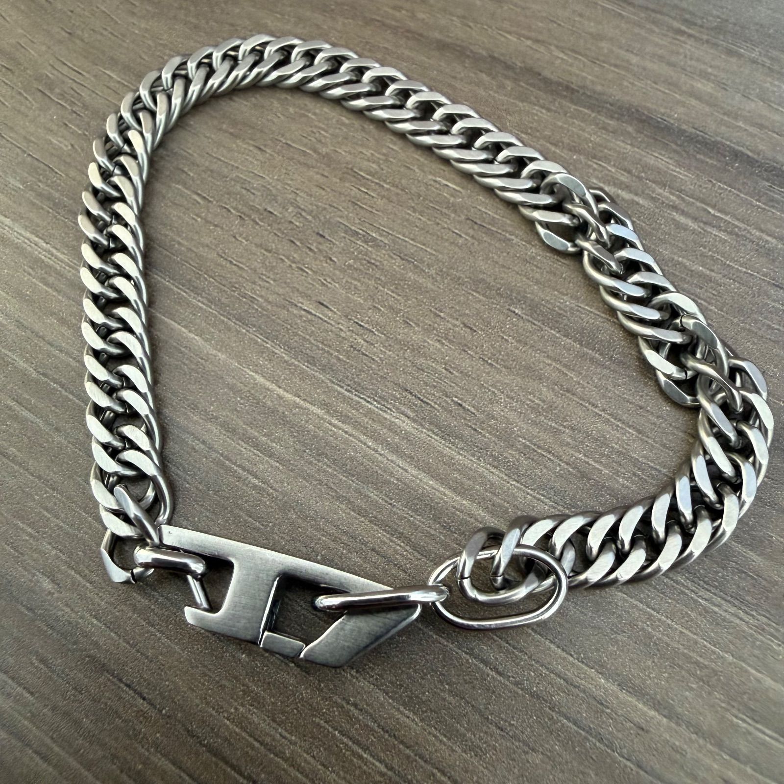 ☆DIESEL ディーゼル チェーンブレスレット D留め具 DX1510 ステンレス