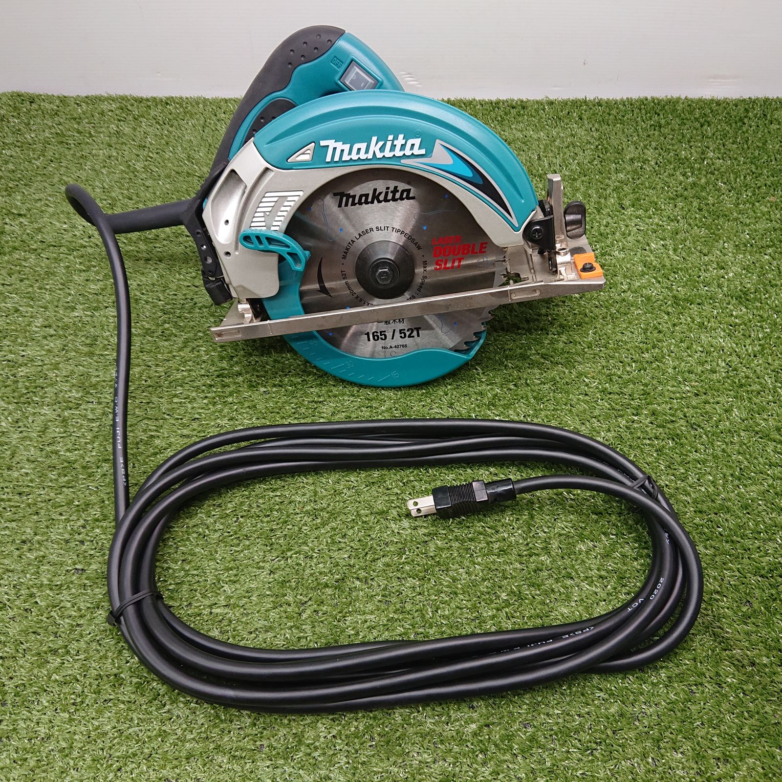 Makita マキタ 165mmマルノコ 5637BA F21-09 未使用品 未使用品】マキタ 5637BA 165mmマルノコ [0119] - メルカリ