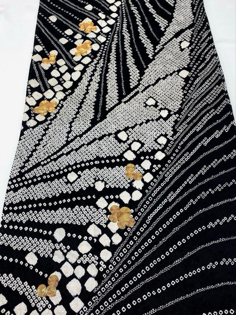 振袖 絞り 金駒 紋意匠 身丈163cm 撥水加工済 MO3252 - メルカリ