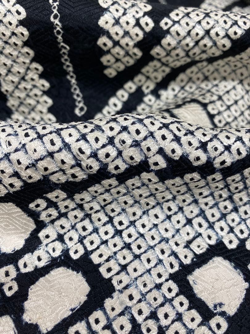 振袖 絞り 金駒 紋意匠 身丈163cm 撥水加工済 MO3252 - メルカリ