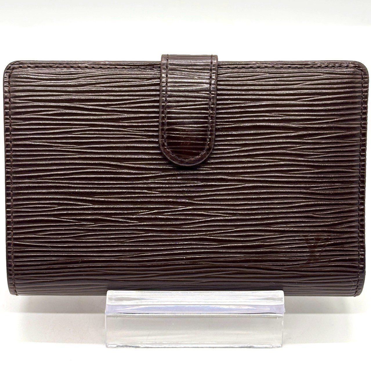 上品さ極まる大人の逸品】 LOUIS VUITTON 二つ折り財布 エピ