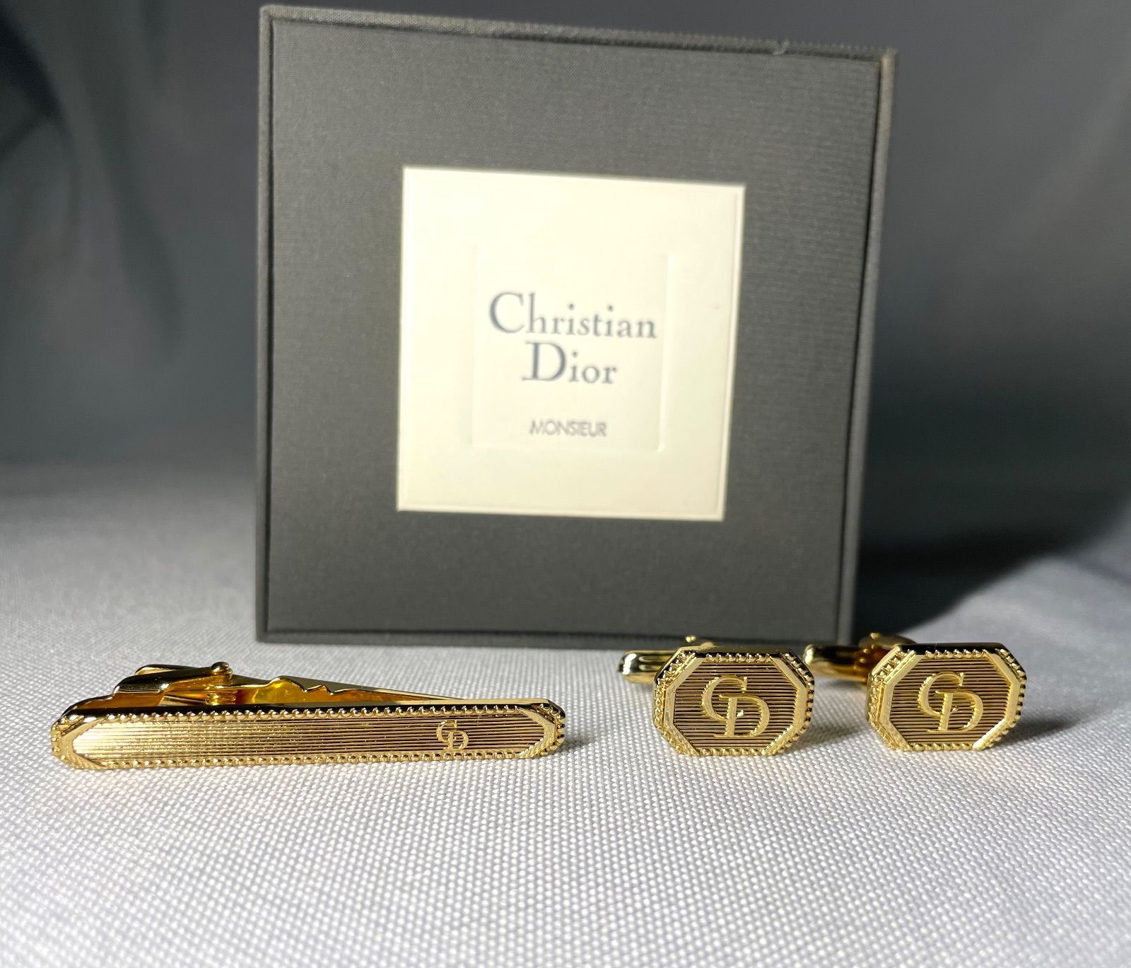 美品 希少 Dior ディオール CDロゴ＆ストライプライン カフス ネクタイ