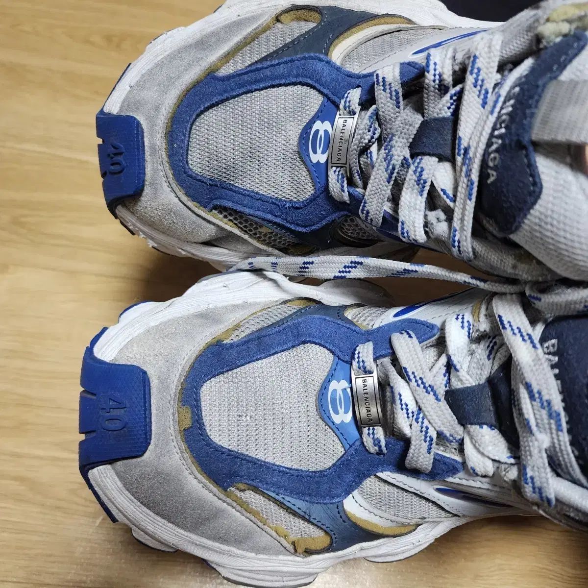 バレンシアガ カーゴスニーカー 40 - メルカリ