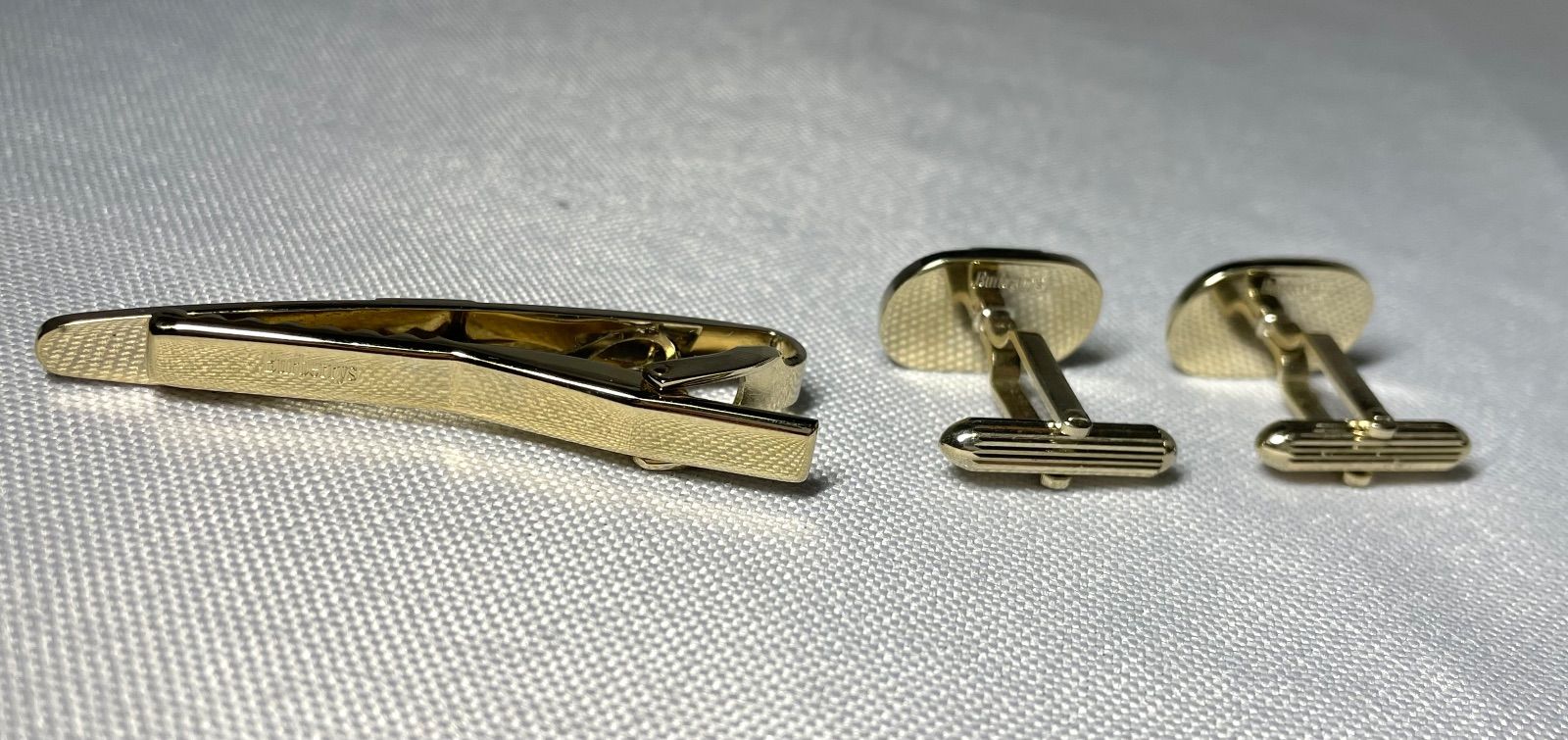 美品 Burberry バーバリー ホースナイトロゴ 騎士デザイン ゴールド