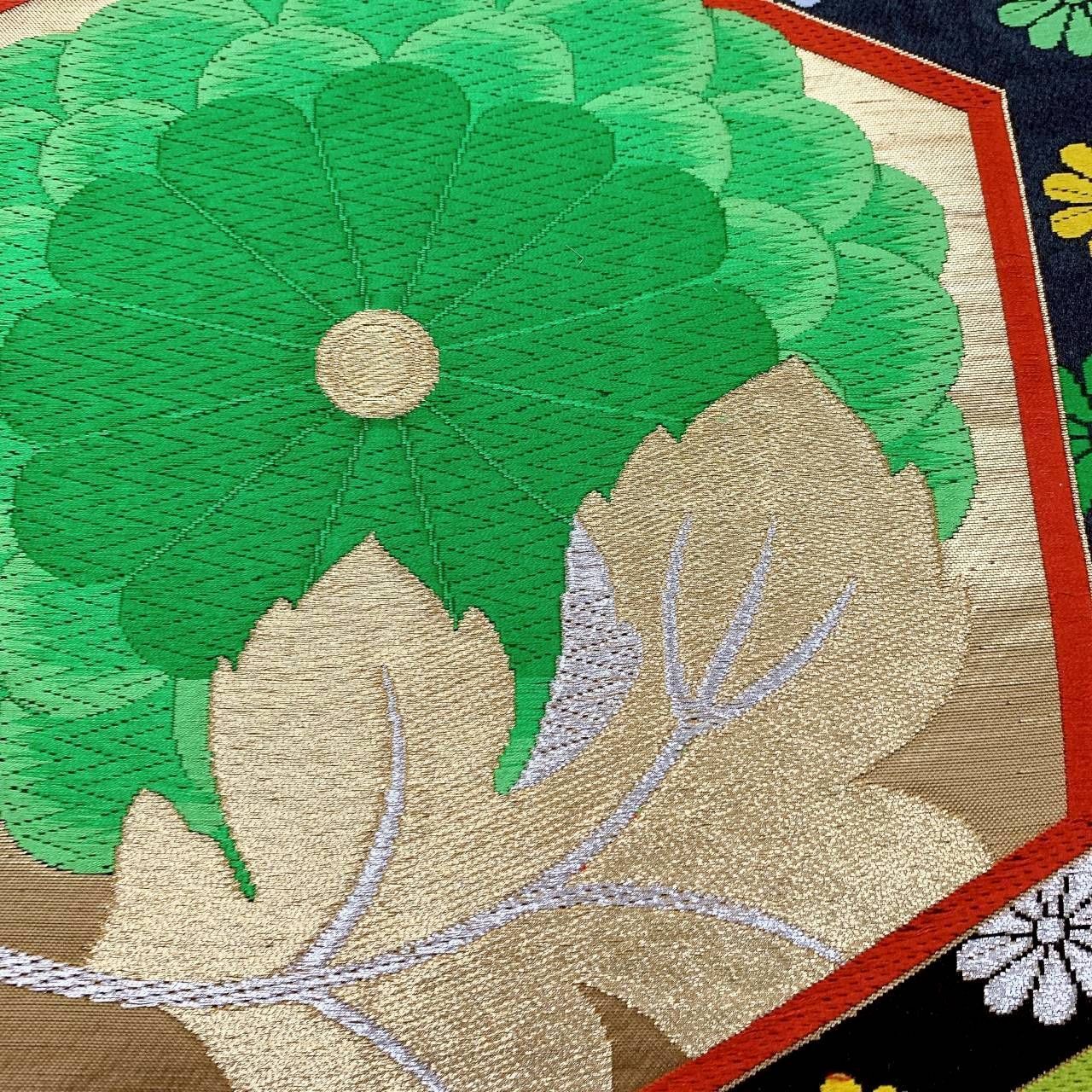 6360］袋帯 菊亀甲文様 刺繍 六通 正絹 着物 フォーマル 黒 金 - メルカリ